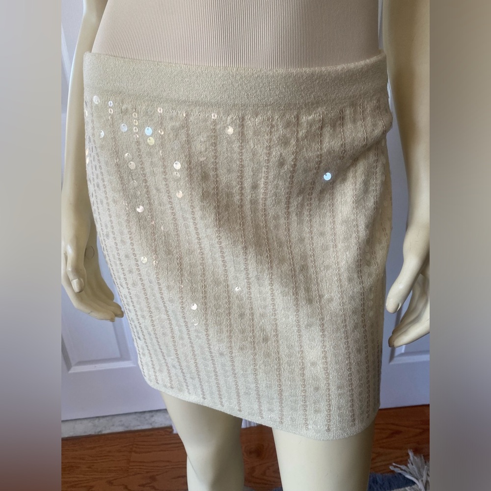 Zara  sequins mini skirt light yellow/ Size medium
